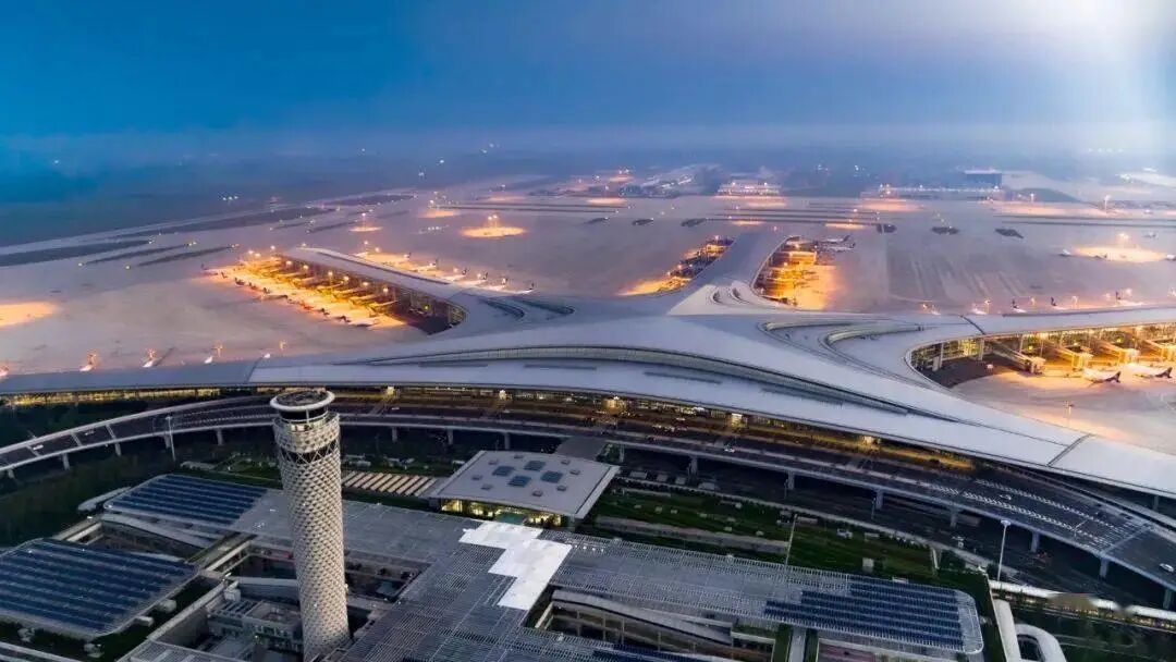 【宏源經(jīng)典工程】青島膠東國際機(jī)場航站樓及綜合交通中心防水系統(tǒng)工程解析